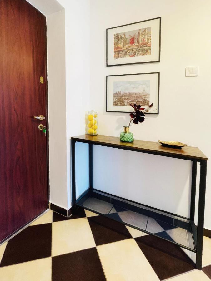 Madra Rentals Bucharest One Eksteriør bilde